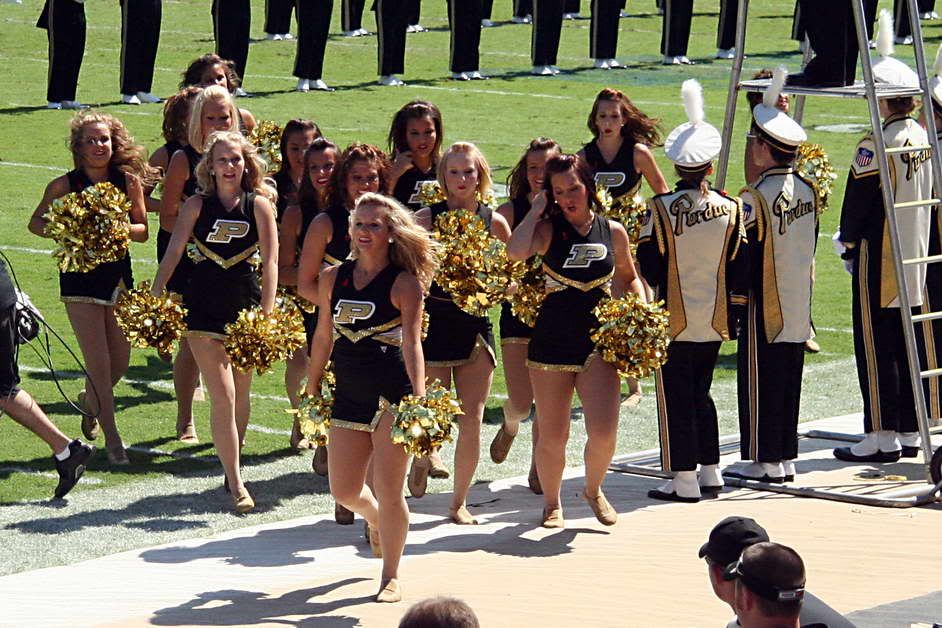 Free hardcure lesbian porn pic Purdue student cheerleader fucked